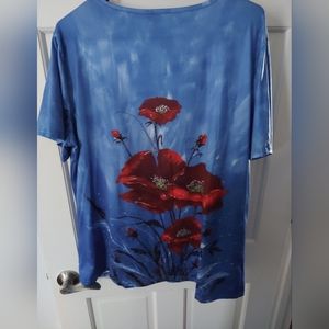 Woman's T-Shirt style Top with Floral Print